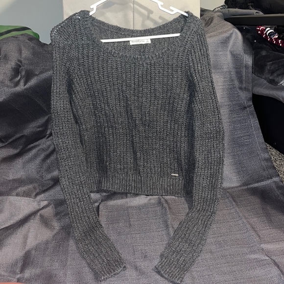 Abercrombie & Fitch Long Sleeve Sweater - size s - Picture 1 of 5